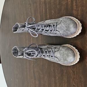 Blowfish Malibu Woman's fashion boot
